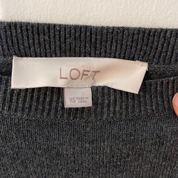 LOFT grey knit sweater - Picture 2 of 9